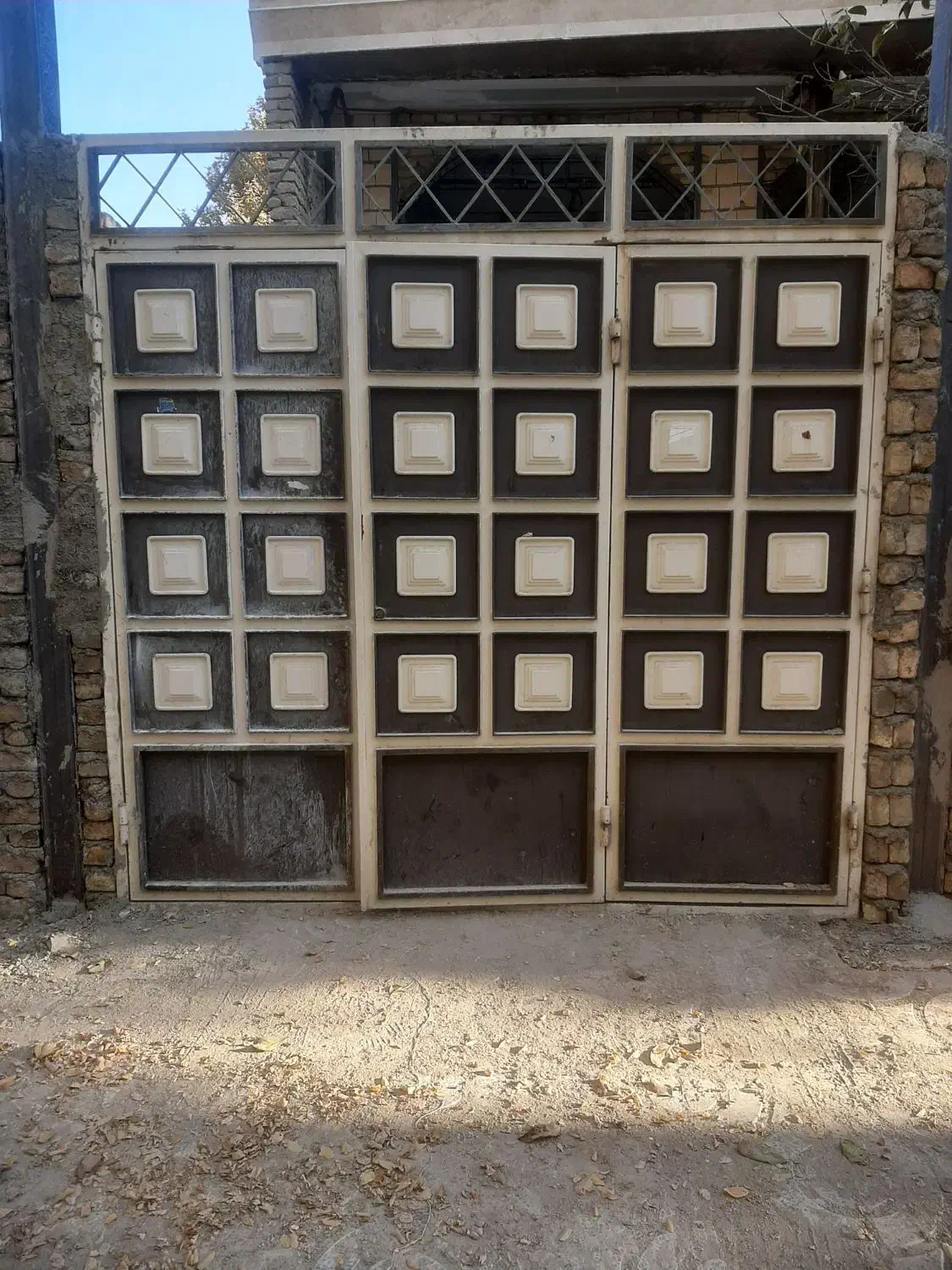 درب آهنی ویلایی|مصالح و تجهیزات ساختمان|بروجرد, |دیوار