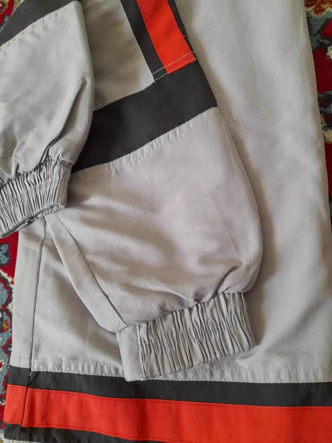 لباس|لباس|شبستر, |دیوار