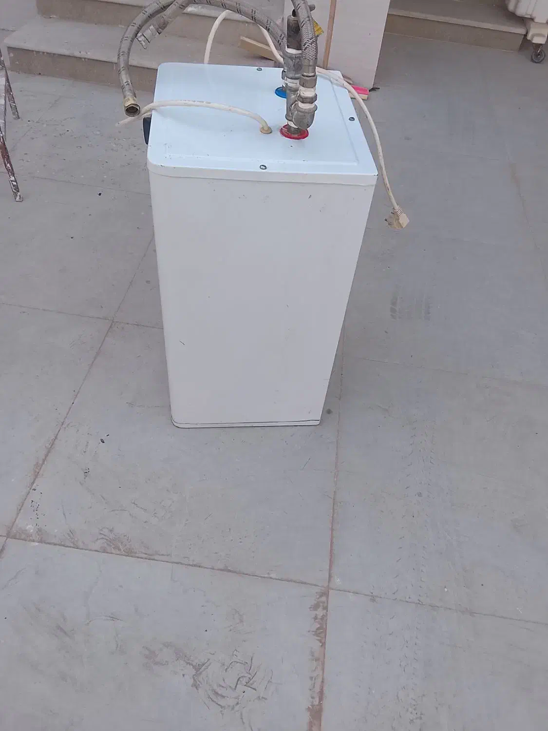 آبگرمکن دیواری برقی|آبگرمکن، پکیج، شوفاژ|گتوند, |دیوار