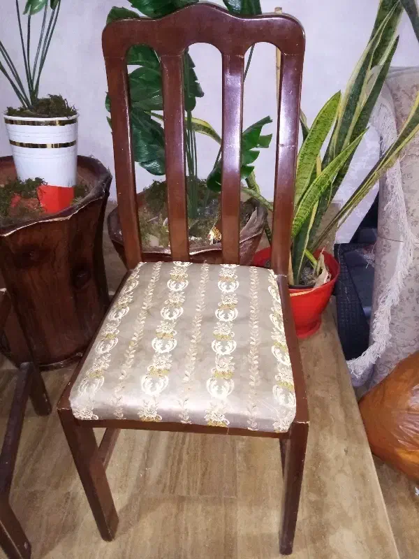 مفت فروش 4  عدد صندلی|مبلمان خانگی و میز عسلی|شیراز, کلاهدوز|دیوار