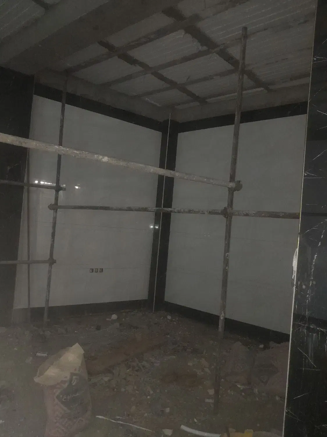 اجراونصب انواع سنگ وکاشی وسرامیک وموزاییک|خدمات پیشه و مهارت|نیشابور, رحمت آباد|دیوار