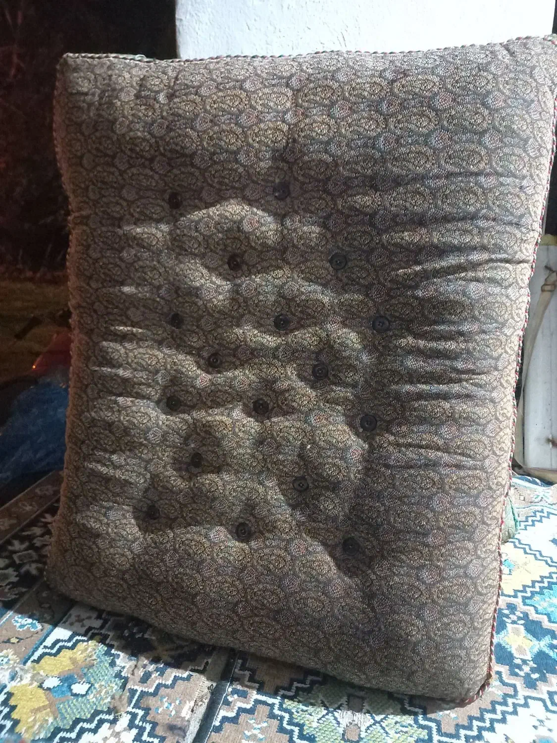 پشتی|پشتی|تالش, هشتپر|دیوار