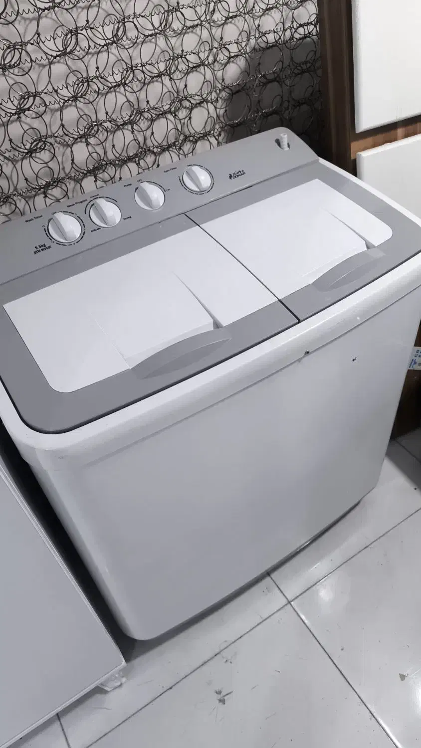 کهنه شویی ۹کیلوونیم فـوری|ماشین لباسشویی و خشک‌کن لباس|سردشت, |دیوار