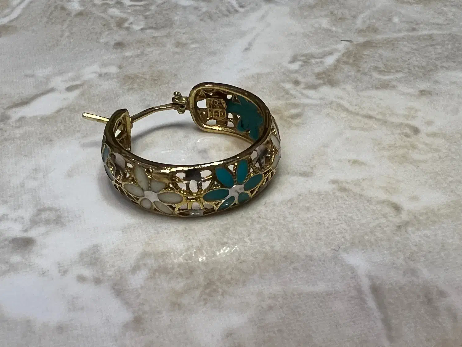 گوشواره گم شده|جواهرات|کاشان, رجایی|دیوار