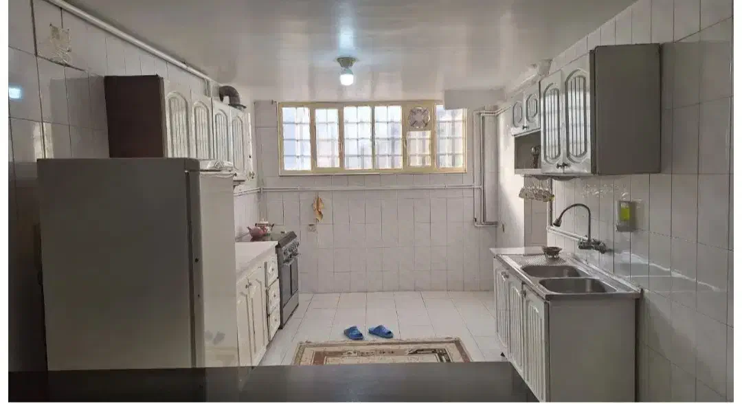 سوییت|اجارهٔ کوتاهمدت ویلا و باغ|خرمآباد, |دیوار