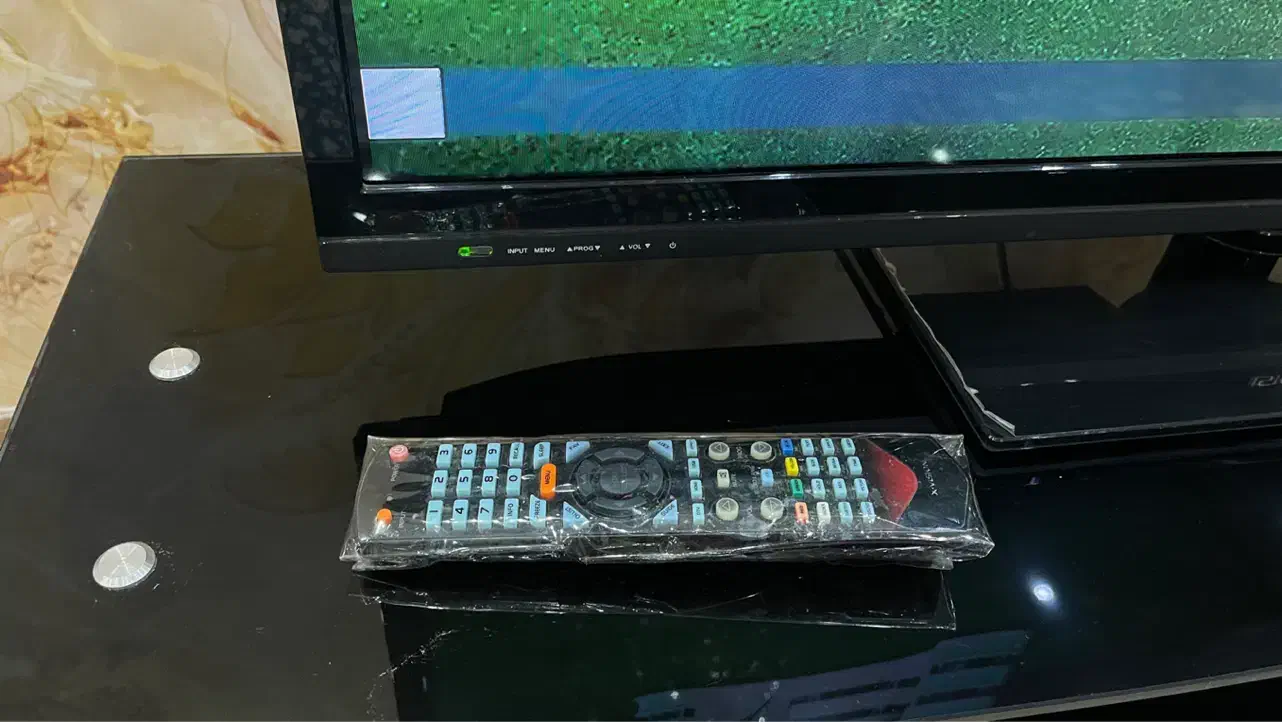 تلوزیون ایکس ویژن ۴۲ اینچ همراه با میز|تلویزیون و پروژکتور|فومن, |دیوار