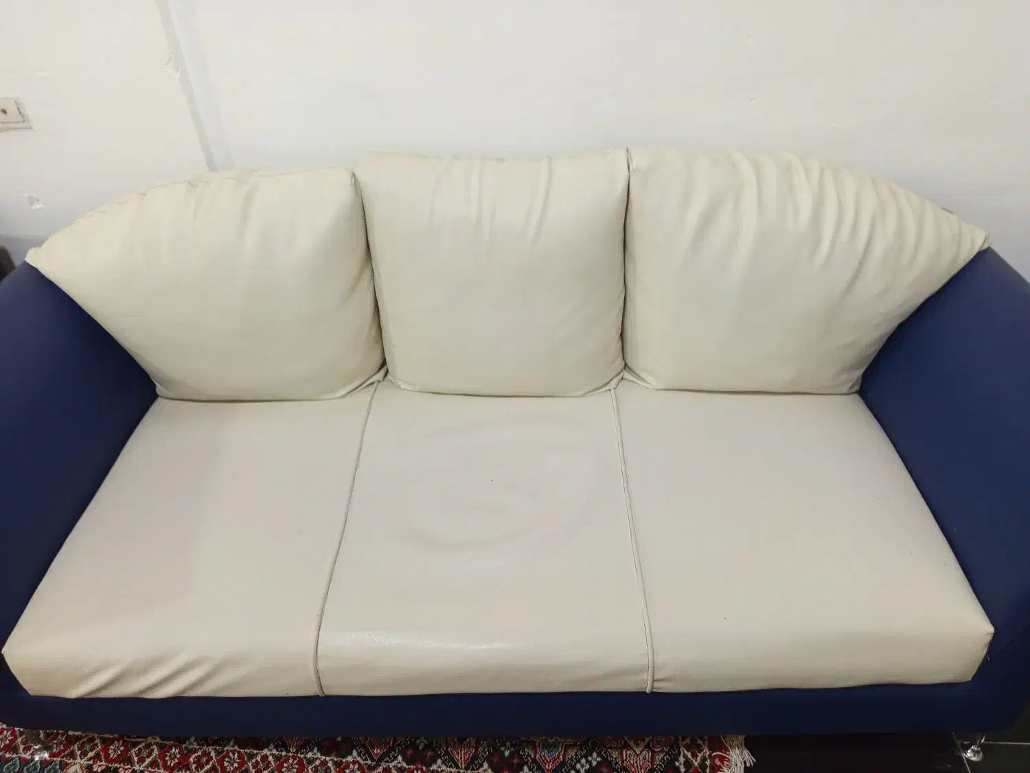 مبل ۷ نفره سالم|مبلمان خانگی و میز عسلی|رشت, فرزانه|دیوار