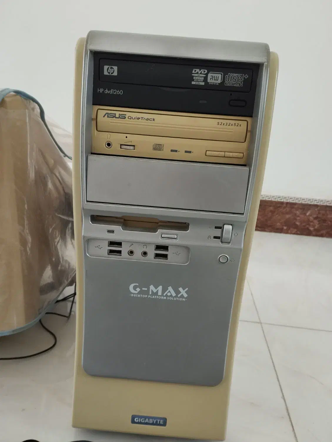 کامپیوتر|رایانه رومیزی|آباده, |دیوار