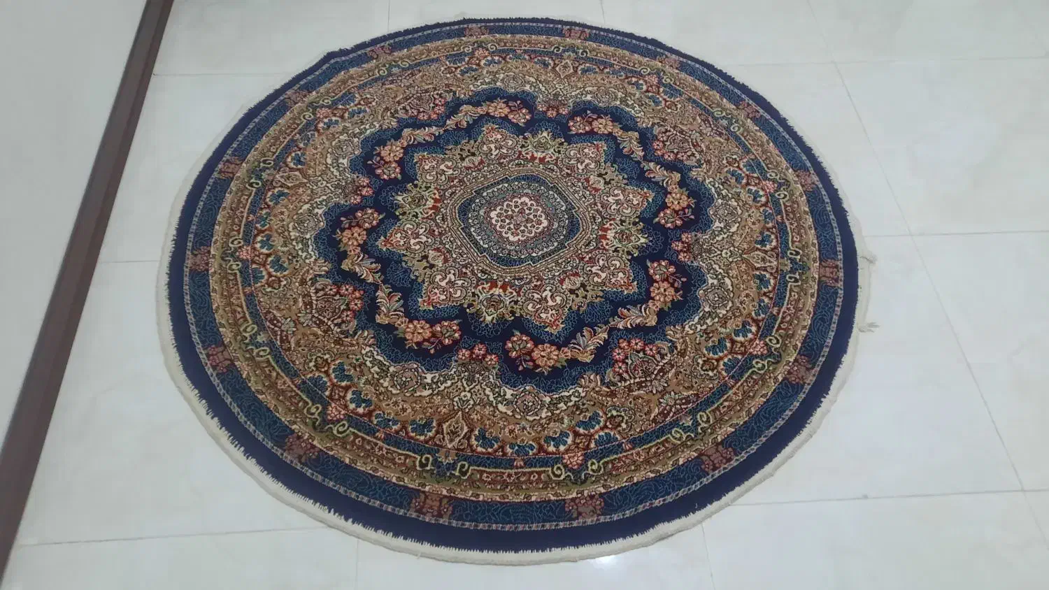 فرش گرد۱.۵در۱.۵|فرش|صفادشت, |دیوار