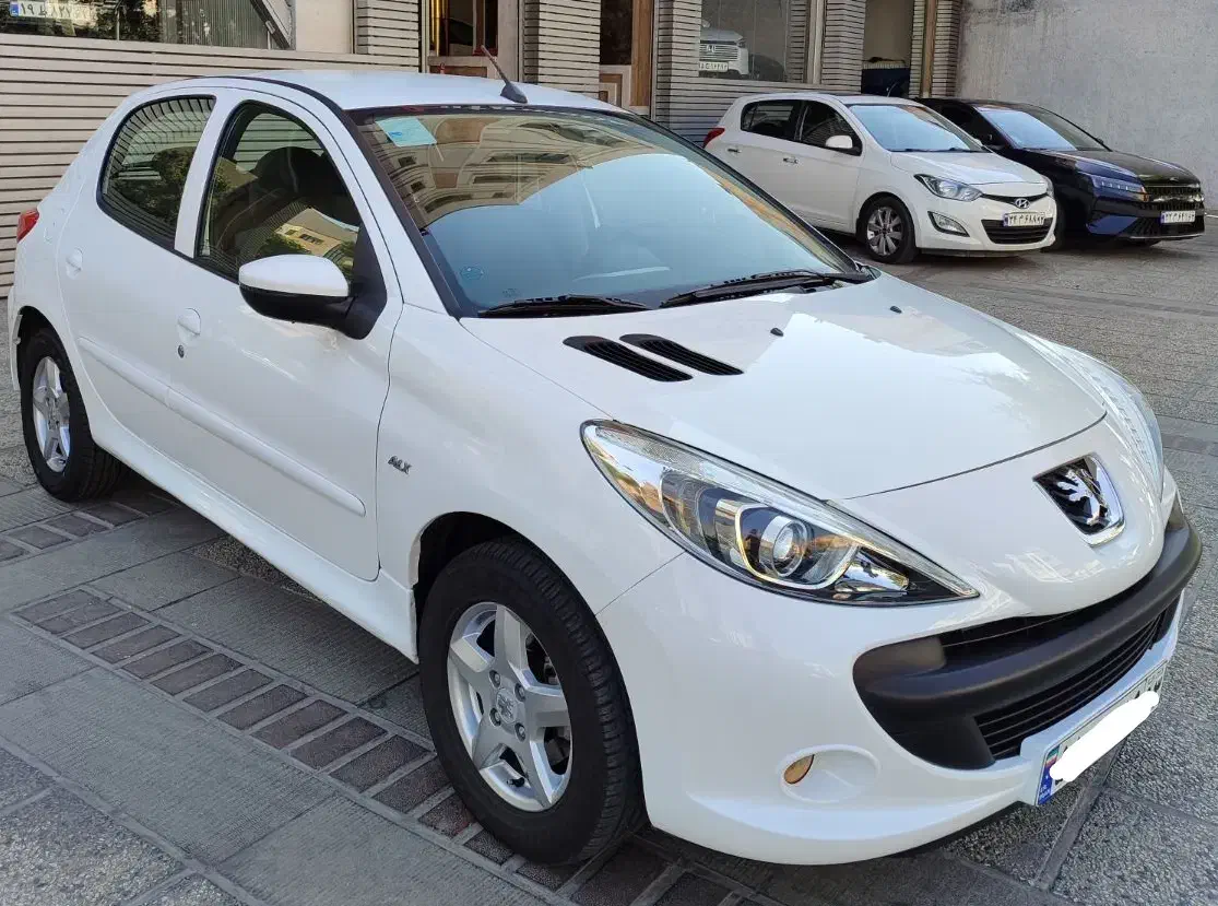 پژو ۲۰۷ اتومات مدل ۹۷|خودرو سواری و وانت|شیراز, سیلو|دیوار