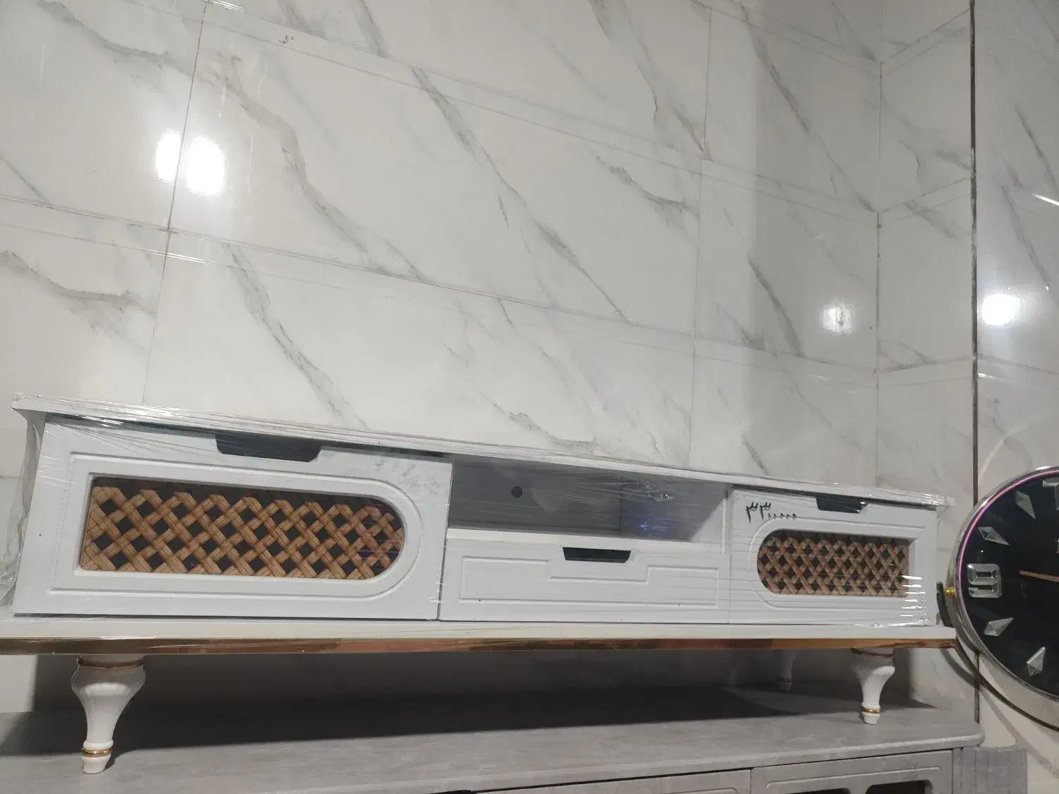 میز تلوزیون  فقط۲۹۵۰۰۰۰|میز تلویزیون|لردگان, |دیوار