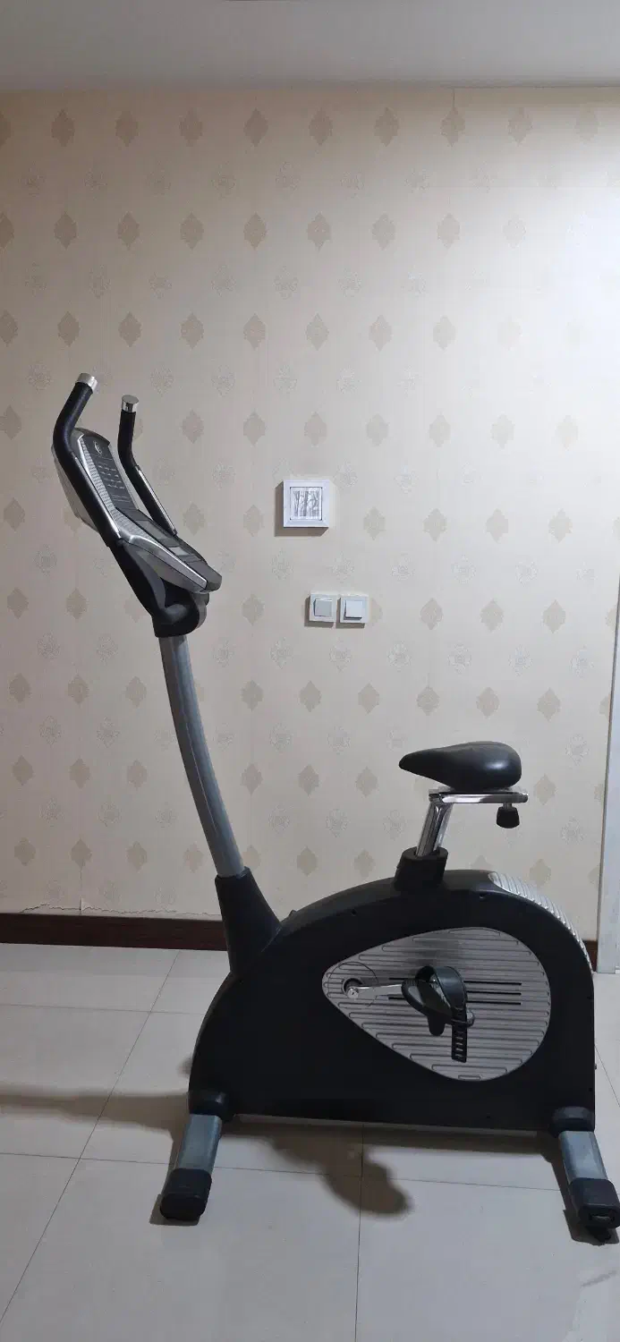 دوچرخه ثابت     DK FITNESS|تجهیزات ورزشی|مشهد, آزادشهر|دیوار