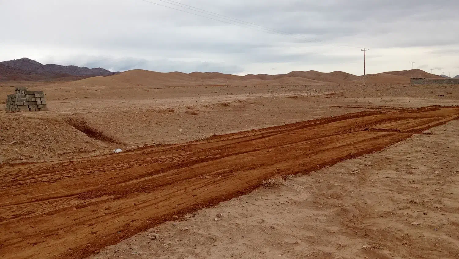 کمکی|استخدام حمل و نقل|سده (خراسان جنوبی), |دیوار