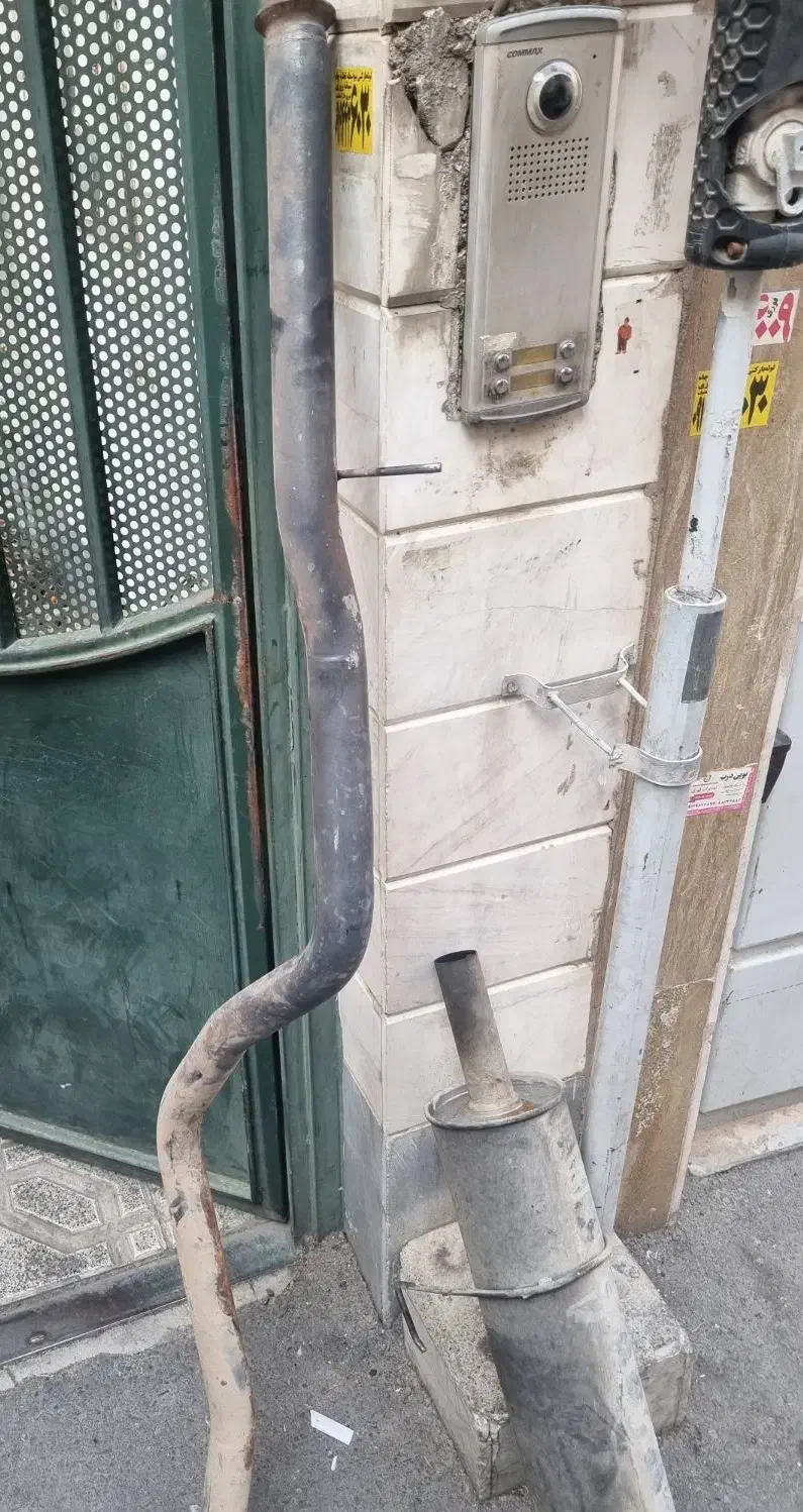 منبع اگزوز بنزی ۲۲۰ و سنتر ۵۵  پارس و ۴۰۵|قطعات یدکی و لوازم جانبی|تهران, سبلان (لشگر)|دیوار