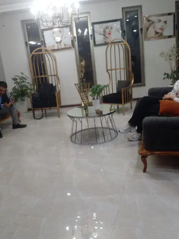 استخدام نیرو خدماتی در کلینیک زیبایی|استخدام سرایداری و نظافت|شیراز, قدوسی غربی|دیوار