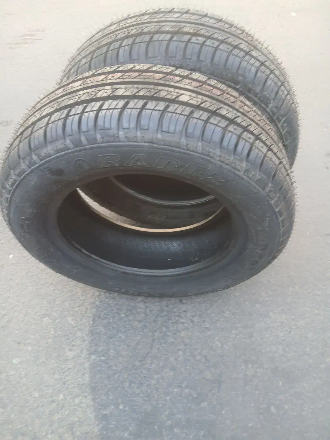 لاستیک بارز ۱۷۵.نوویکعدد صفحه دیسک ولوو کره پژو|قطعات یدکی و لوازم جانبی|محمدیه-قزوین, |دیوار