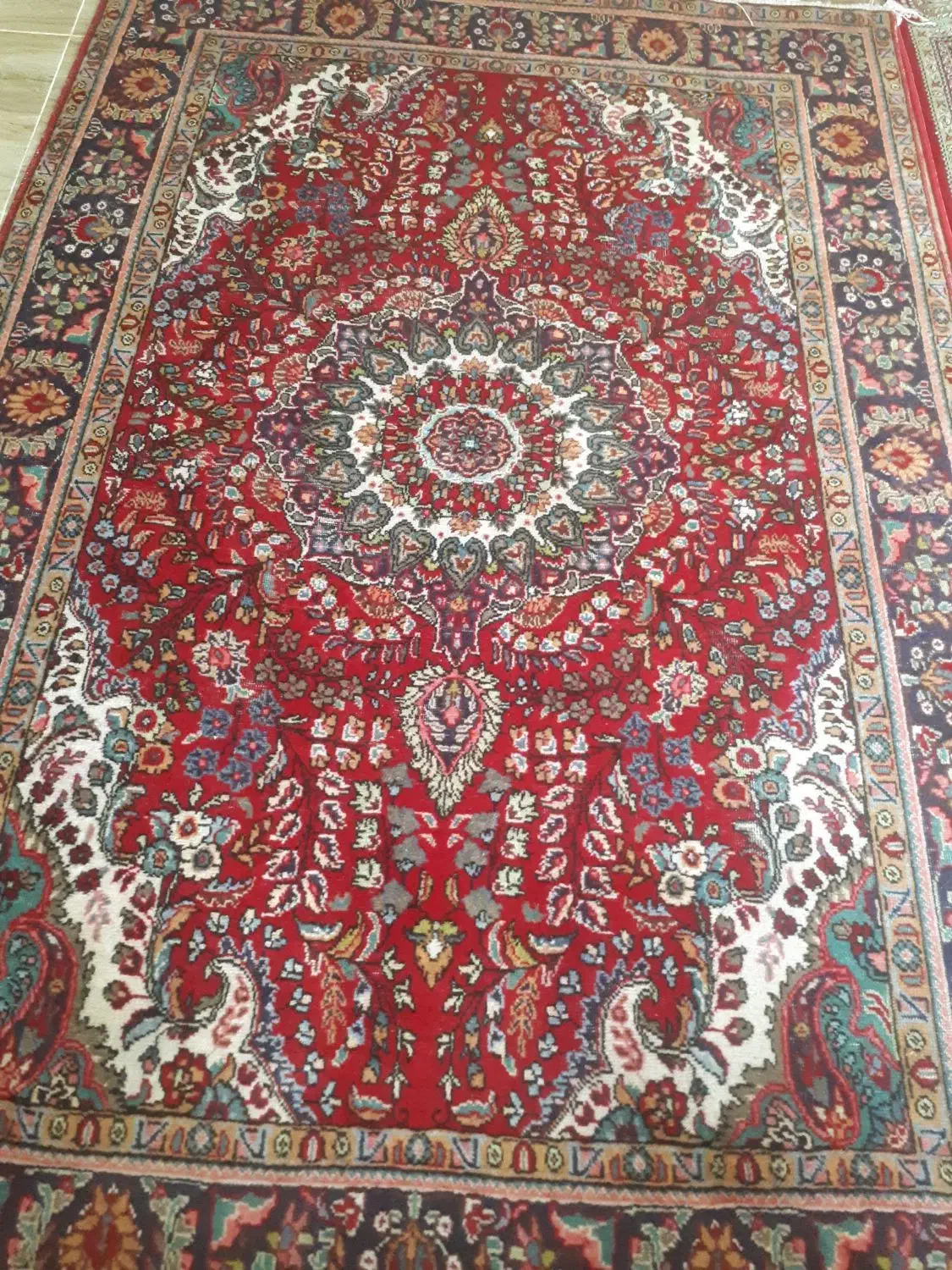 فرش مناسب دستبافت خوش طرح و رنگ|فرش|ارومیه, |دیوار