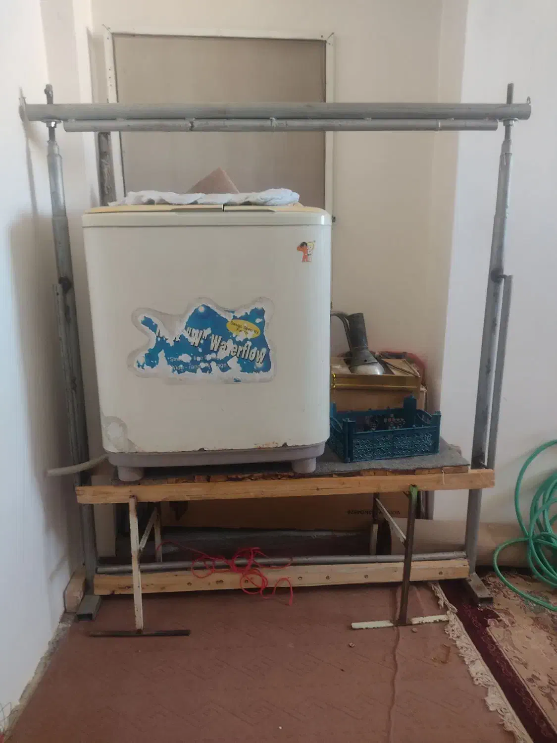 دار قالی|ابزارآلات|فولادشهر, B5|دیوار