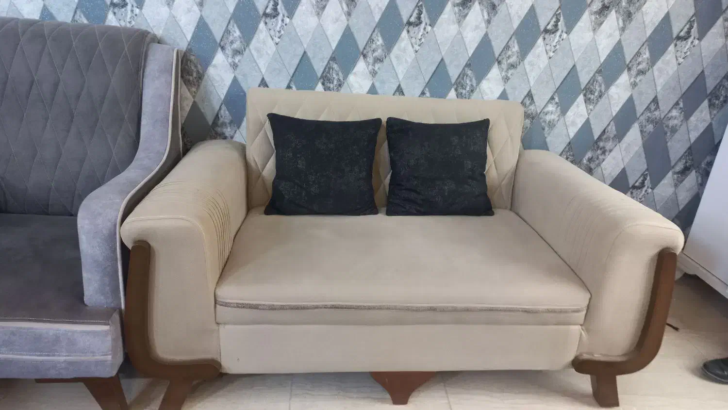 مبل ۷نفره|مبلمان خانگی و میز عسلی|صابری, |دیوار