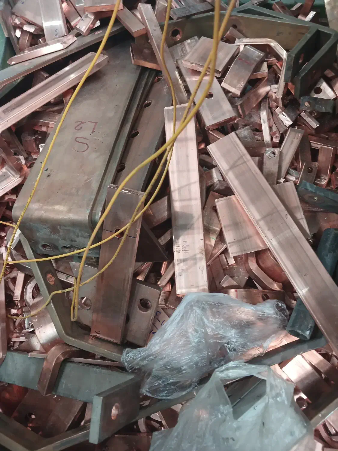 خرید ضایعات بالاترین قیمت خرید درمحل|خدمات پیشه و مهارت|ساوه, |دیوار