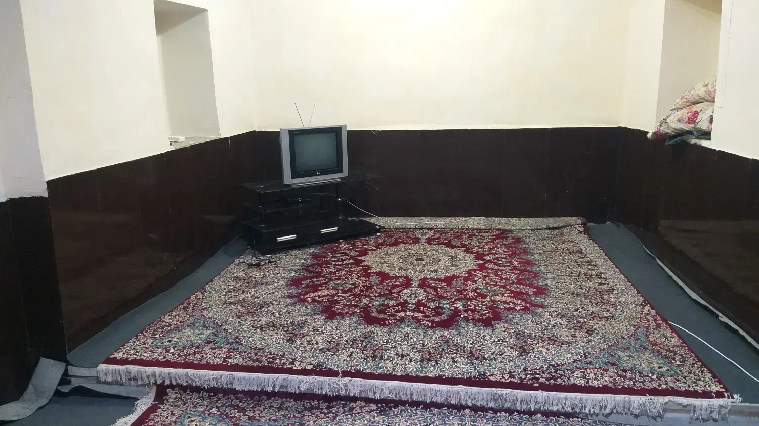 اجاره روزانه ابوذر شمالی ۱۱|اجارهٔ کوتاهمدت ویلا و باغ|کرمان, |دیوار