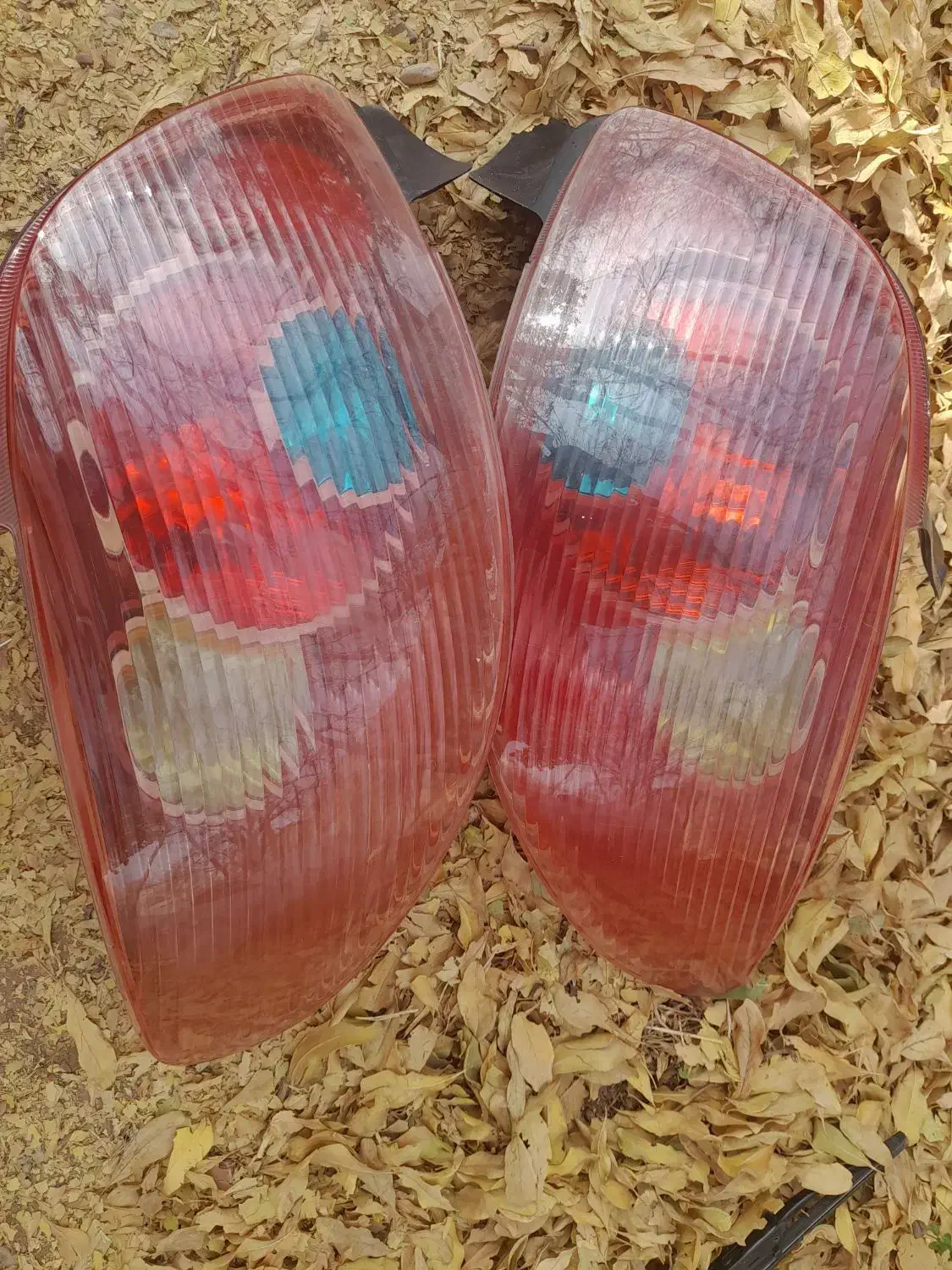 چراغ عقب و جلو ۲۰۶ تیپ ۲|قطعات یدکی و لوازم جانبی|شیراز, فرهنگ شهر|دیوار