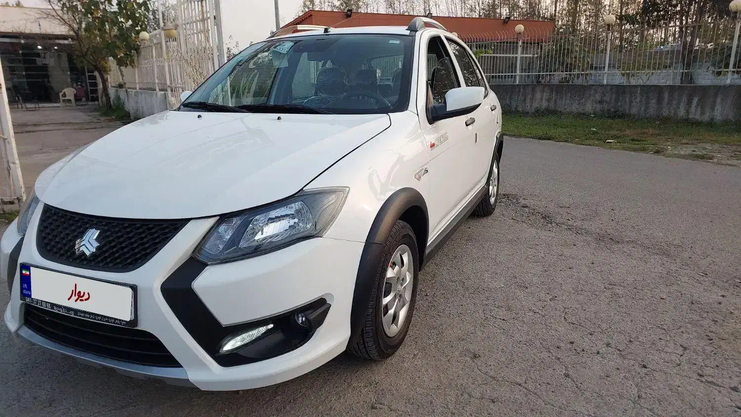 کوئیک|خودرو سواری و وانت|رشت, شهریاران|دیوار