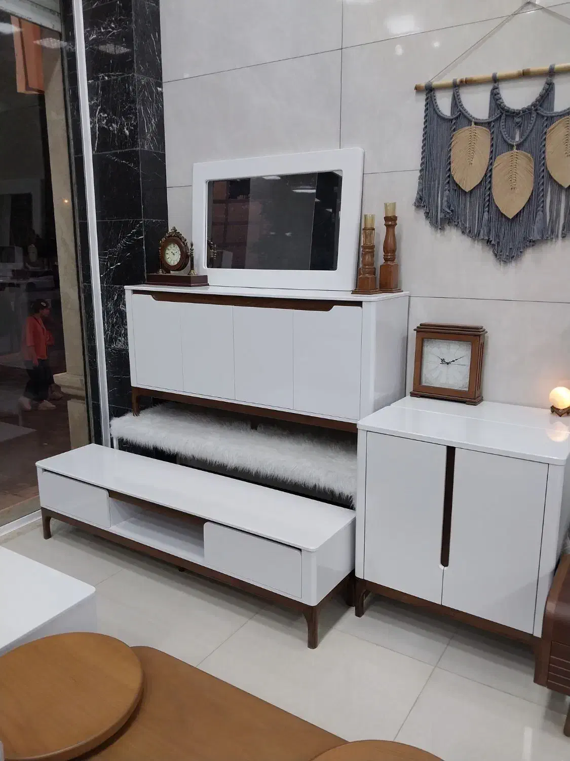 کنسول میز تلویزیون جاکفشی جلومبلی|میز تلویزیون|کرمانشاه, |دیوار