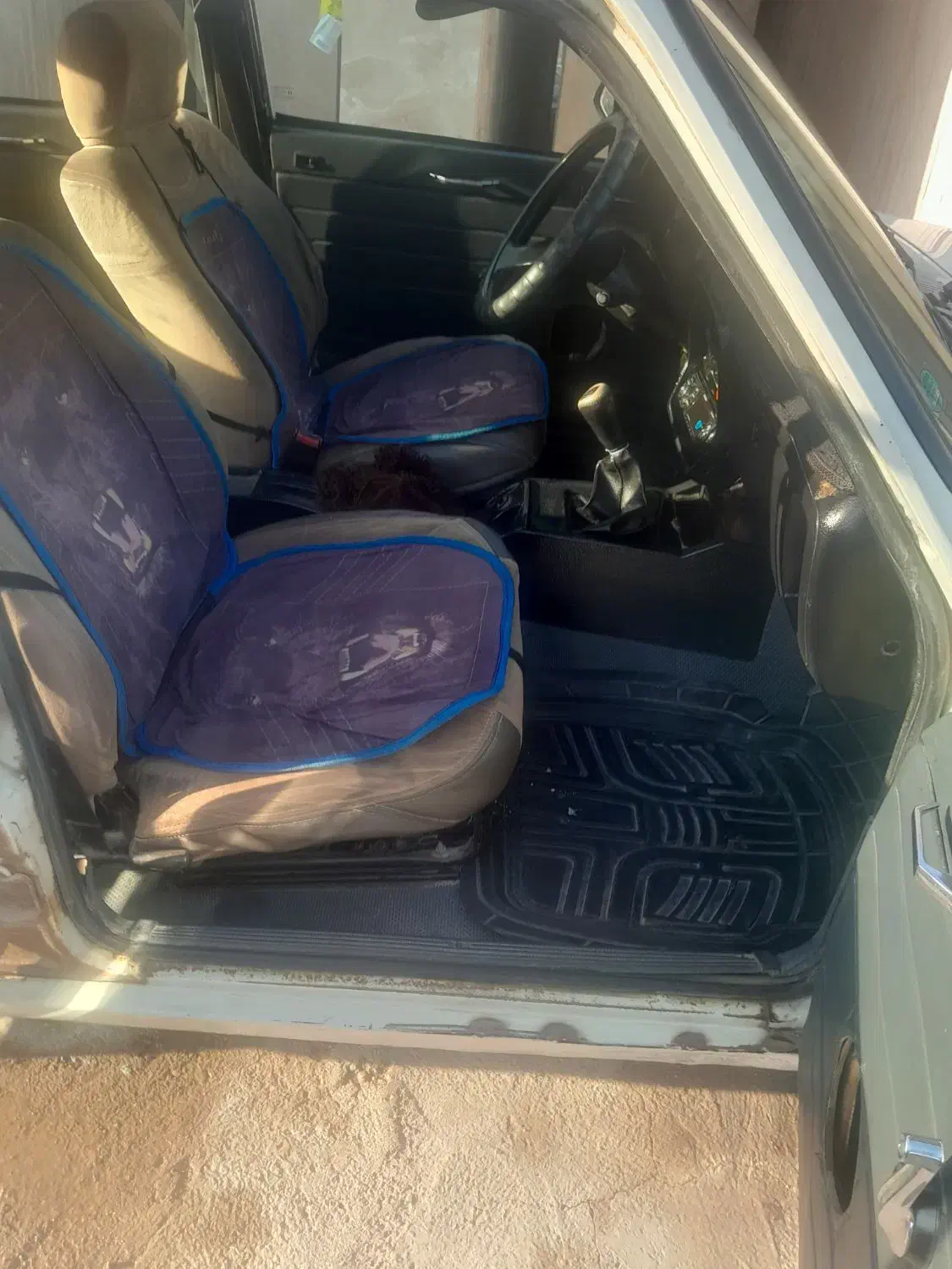 پیکان مدل ۸۳|خودرو سواری و وانت|شیراز, شهرک گلدشت حافظ‎|دیوار