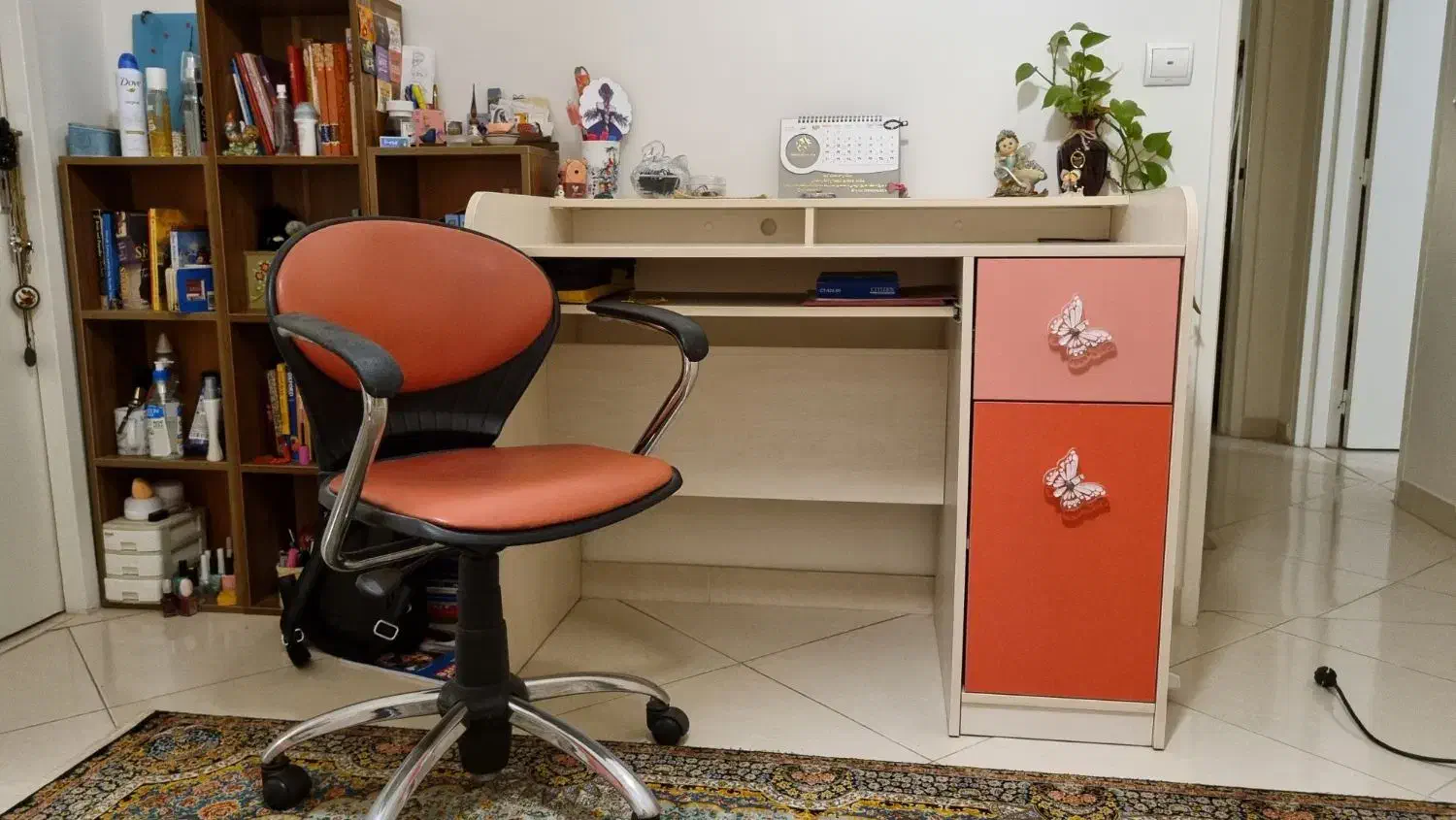 سرویس خواب ومیز تحریر نوجوان برندآپادانا|تخت و سرویس خواب|تهران, شهرک آپادانا|دیوار