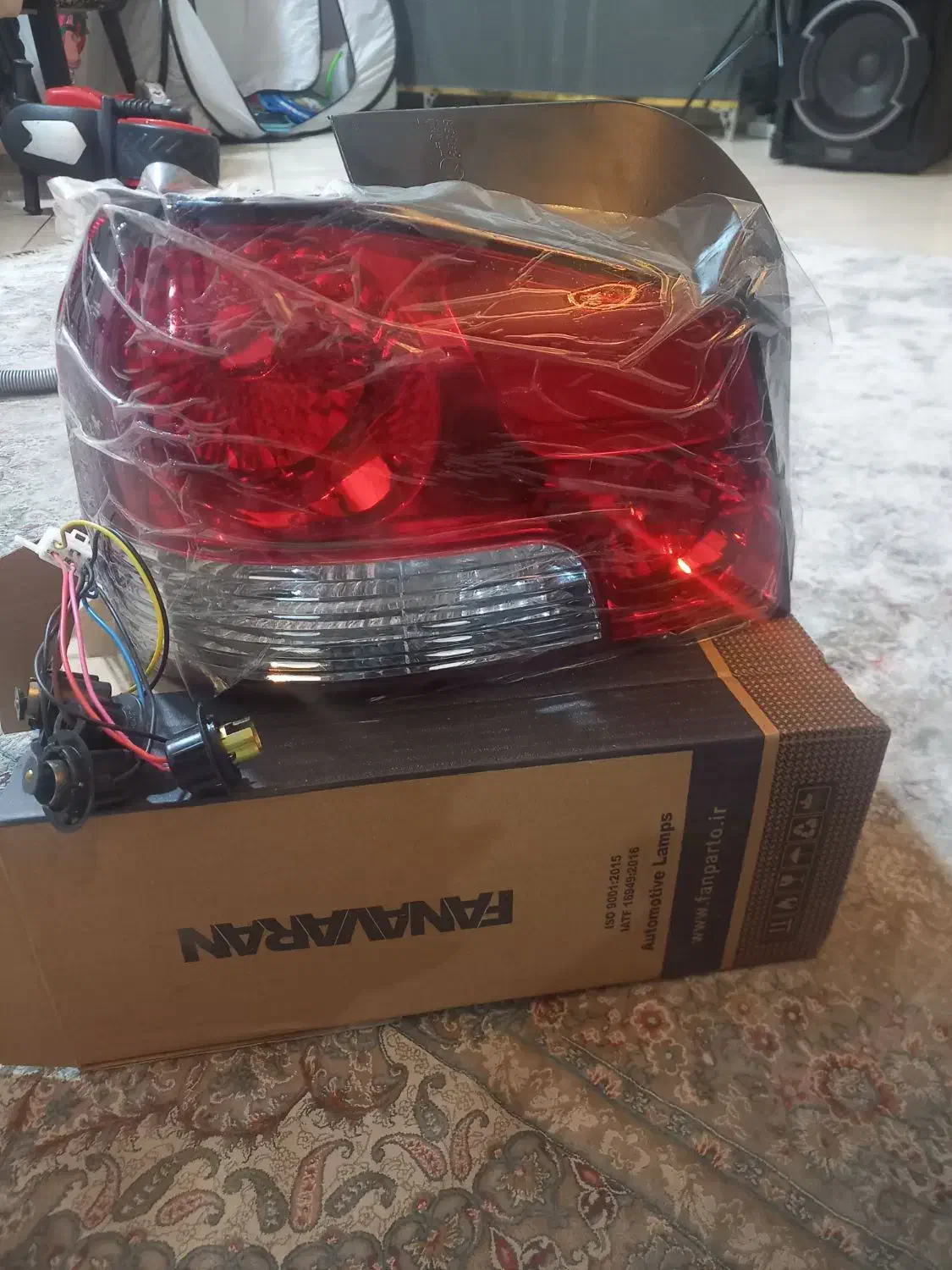 چراغ خطر پراید۱۳۲ نو|قطعات یدکی و لوازم جانبی|تهران, شهرک پاسداران|دیوار