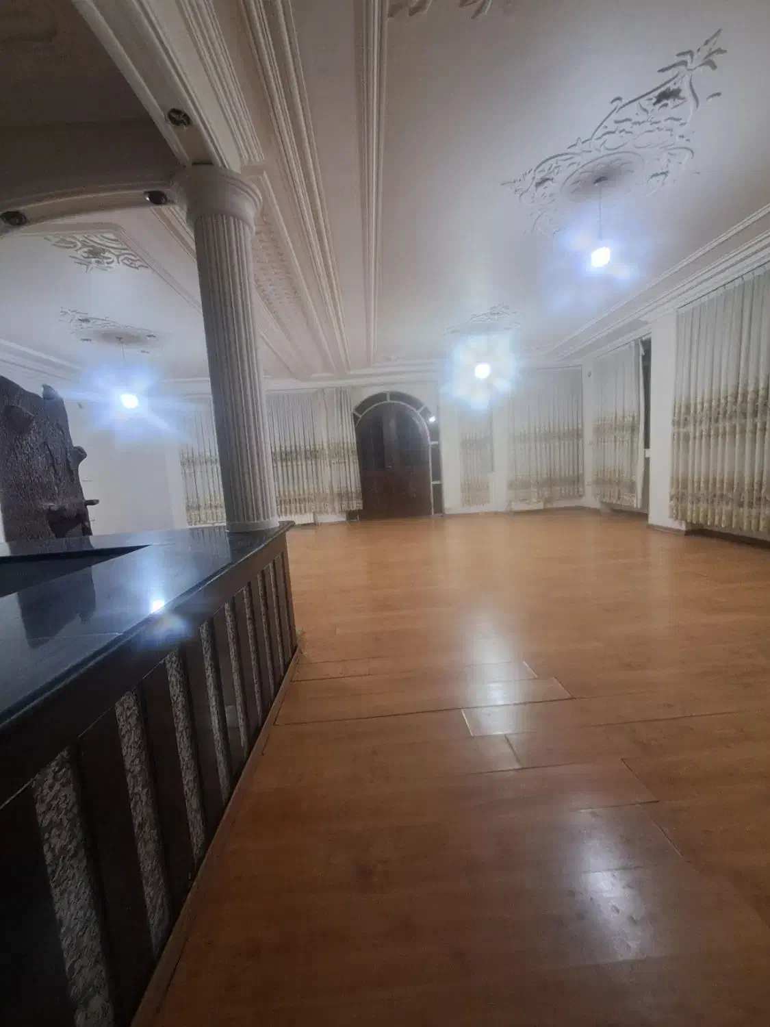 یک واحد مسکونی اجاره داده میشود|اجارهٔ خانه و ویلا|سلماس, |دیوار