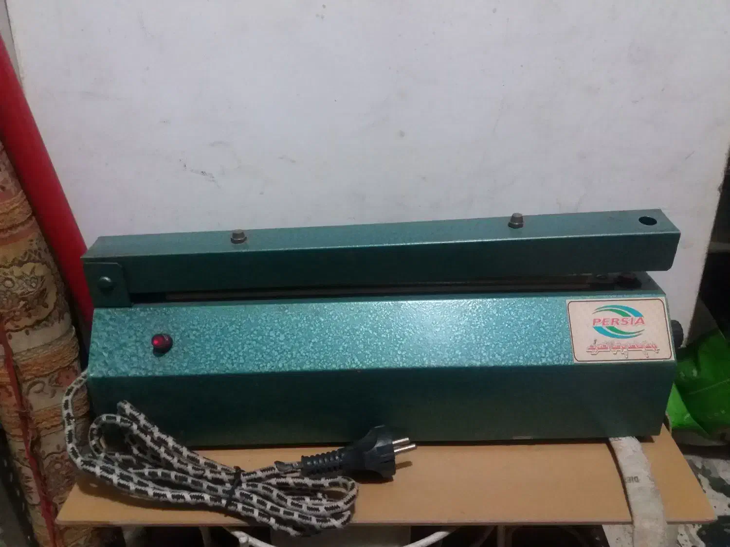 ماشین دوخت پلاستیک در حد عالی|سایر لوازم برقی|نوده انقلاب, |دیوار