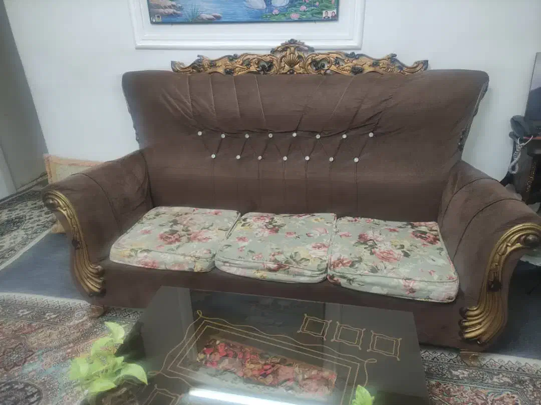 مبل ۷نفره سالم وتمیز|مبلمان خانگی و میز عسلی|لاهیجان, پردسر|دیوار