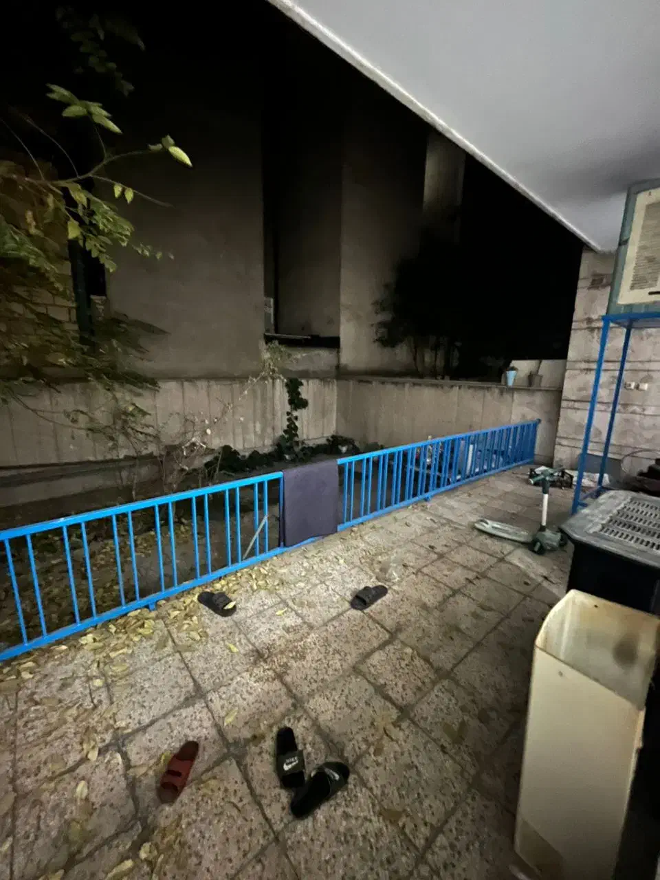 (۱۴۰ متر/ ۳ خواب/  طبقه اول با حیاط شخصی)