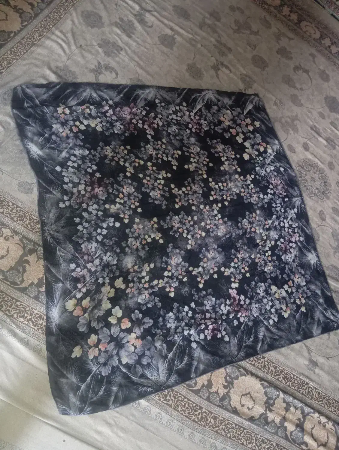 روسری|لباس|نسیم‌شهر, |دیوار