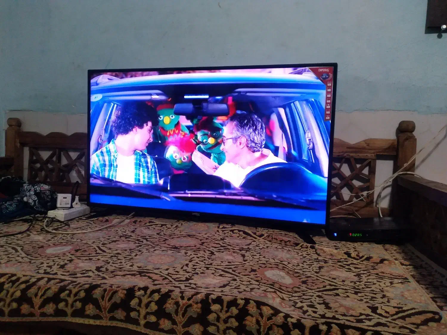 دوتا ال ای دی درحد|تلویزیون و پروژکتور|مشهد, خواجه ربیع|دیوار