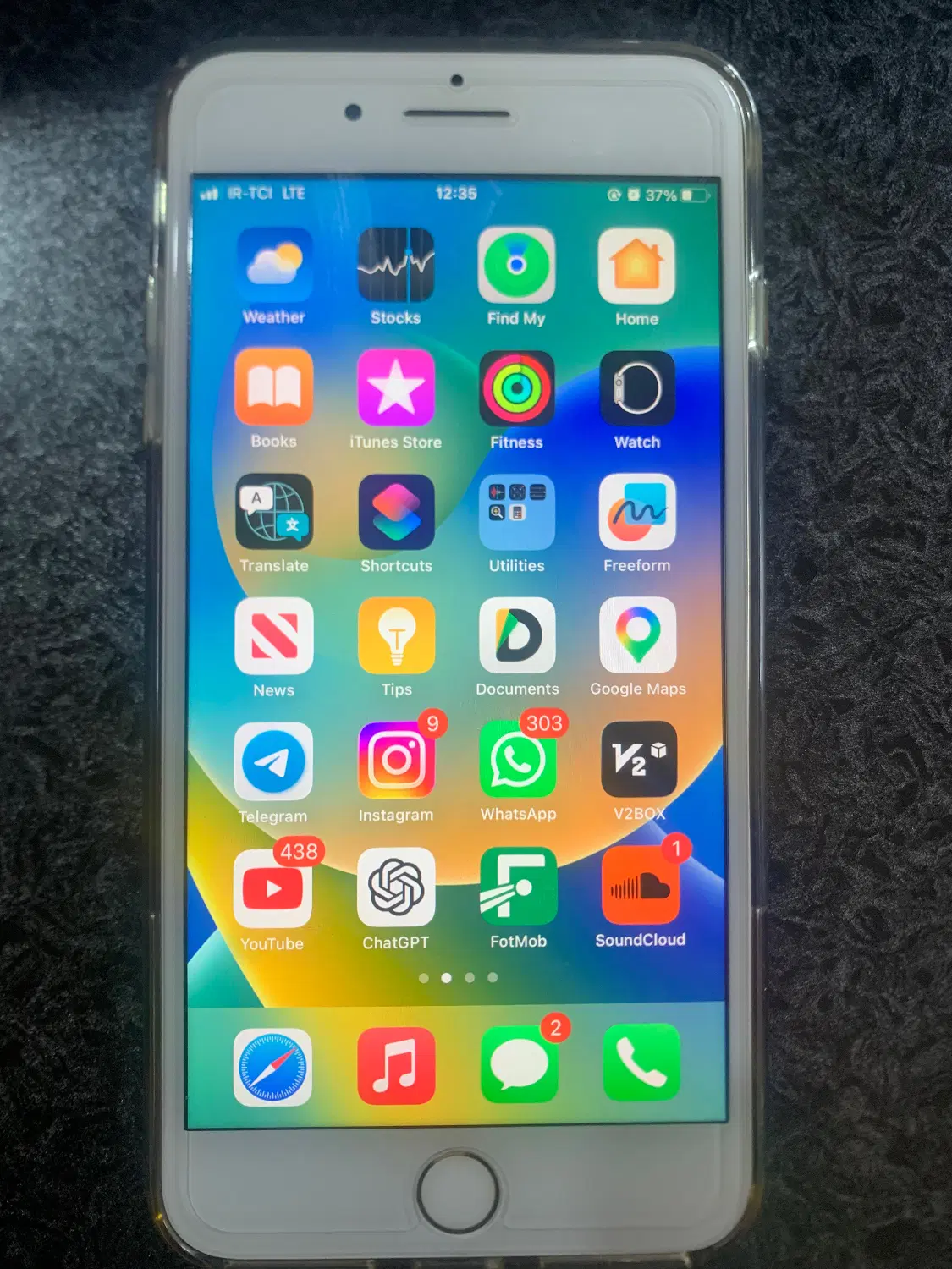 Iphone 8 plus لاکاغذی|موبایل|اصفهان, جلفا|دیوار