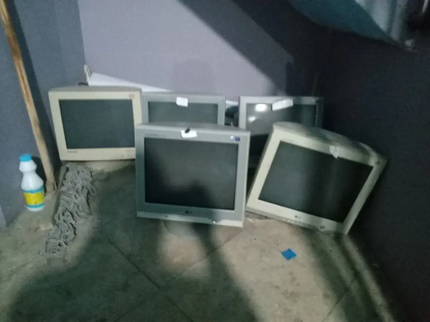 مانیتور crt|قطعات و لوازم جانبی رایانه|مشهد, شهرک لشکر (شهرک غرب)|دیوار