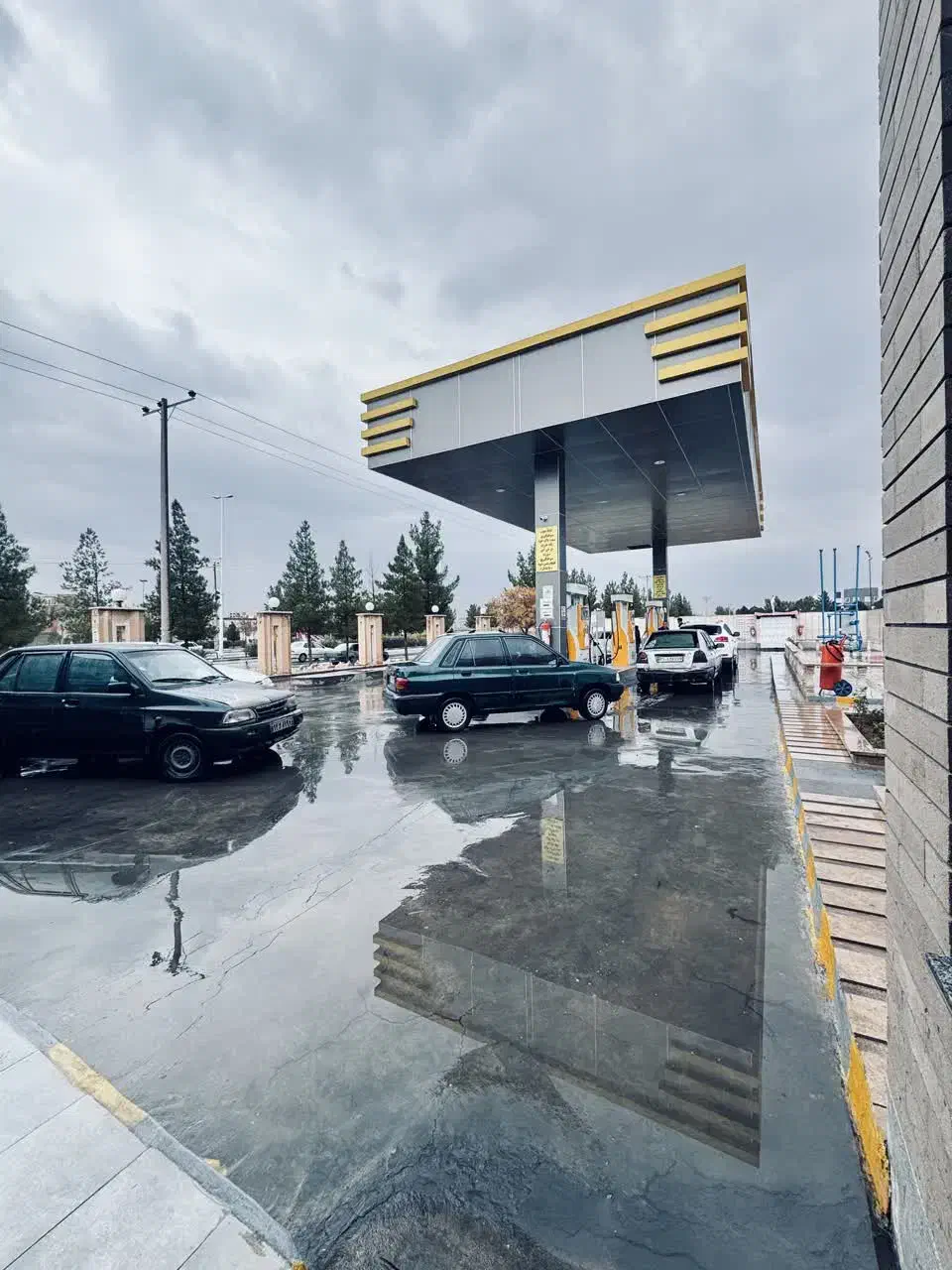 کار در پمپ بنزین|استخدام صنعتی، فنی، مهندسی|کرمان, |دیوار