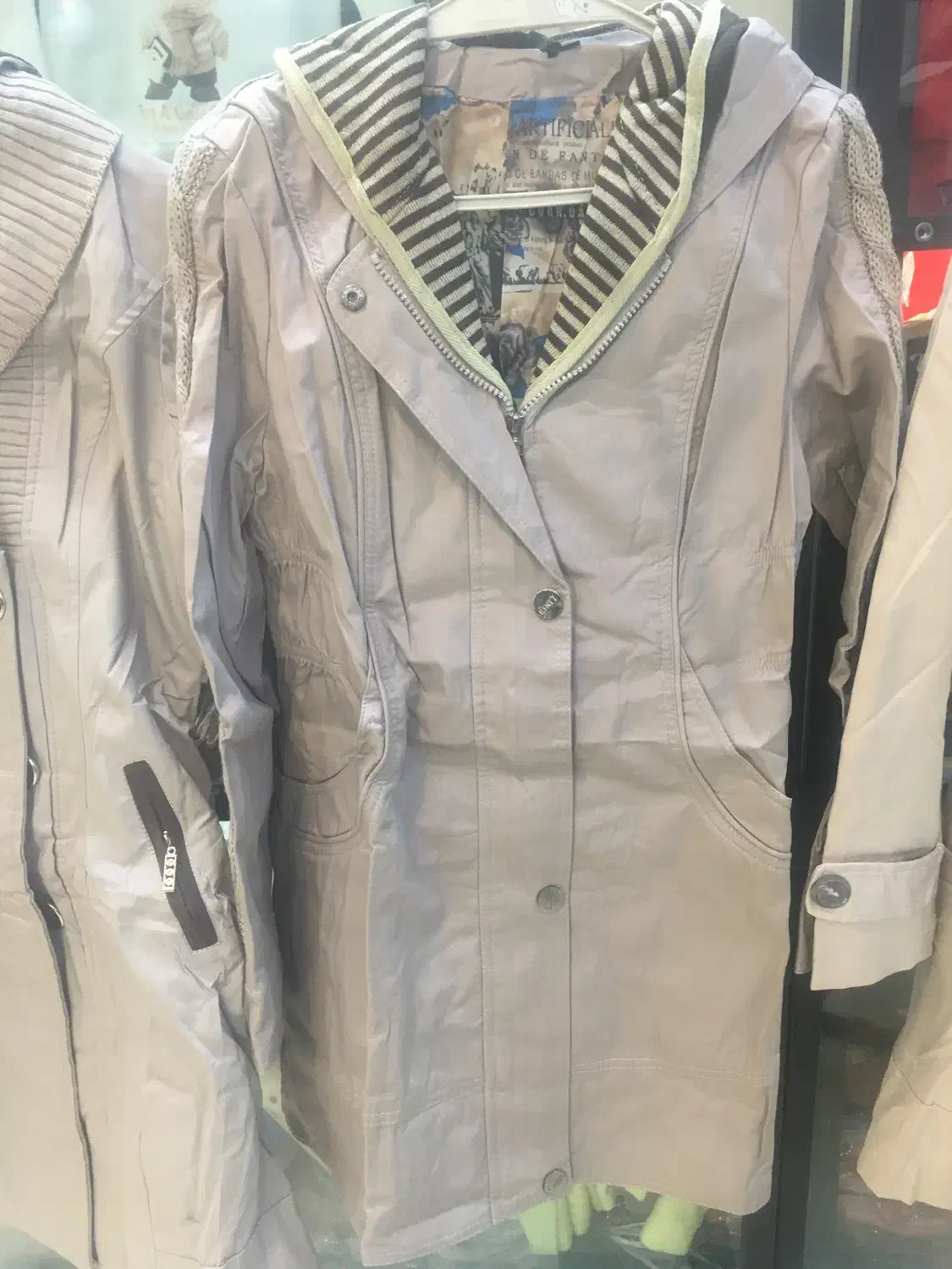 پالتودخترانه وارداتی از ۷تا ۱۵ سال با ۳۰درصد تخفیف|لباس|مشهد, هفده شهریور|دیوار