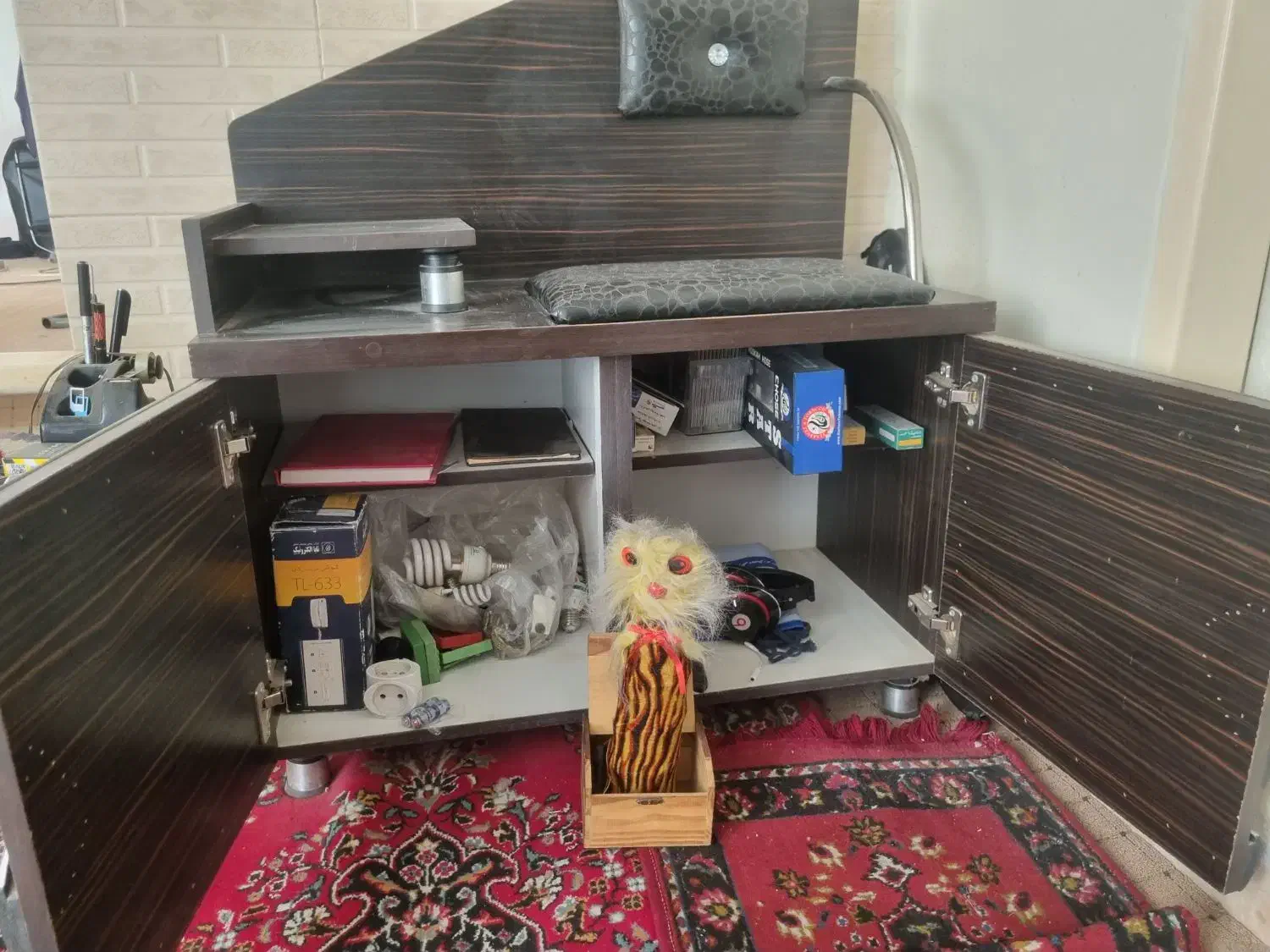 میز تلفن چوبی ناپلئون بناپارت کبیر|میز تلفن|ری, شهادت|دیوار