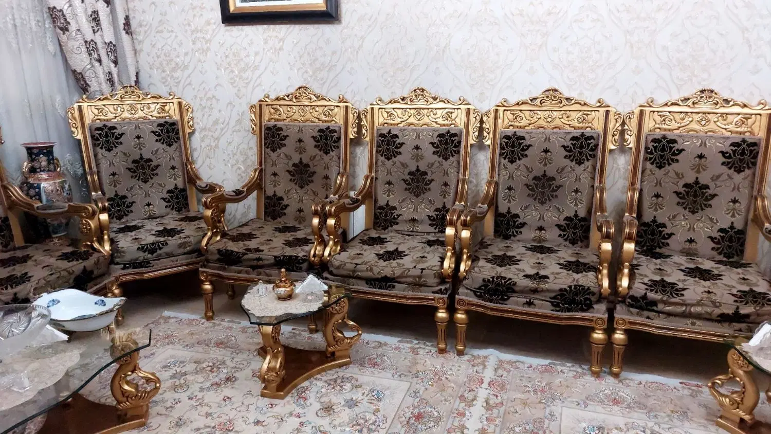 مبل و بوفه (۱۱ نفره)|مبلمان خانگی و میز عسلی|تبریز, |دیوار