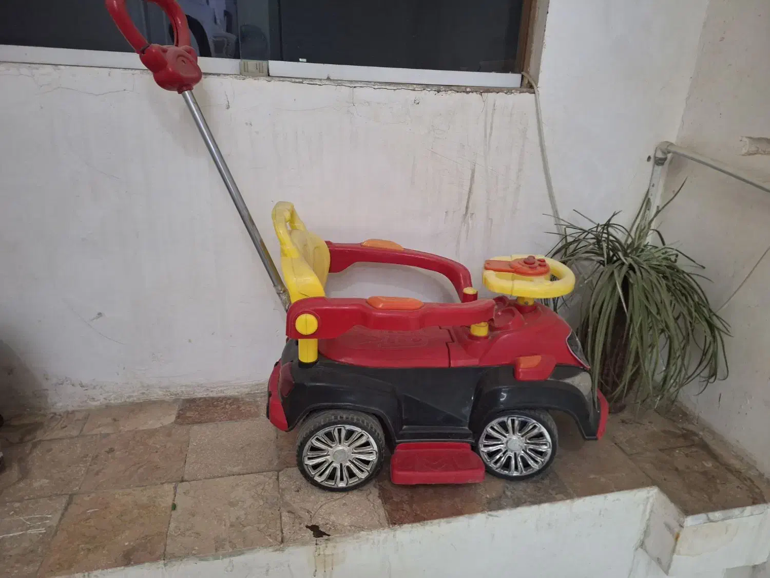 ماشین حمل کودک|اسباببازی|مشهد, رده|دیوار