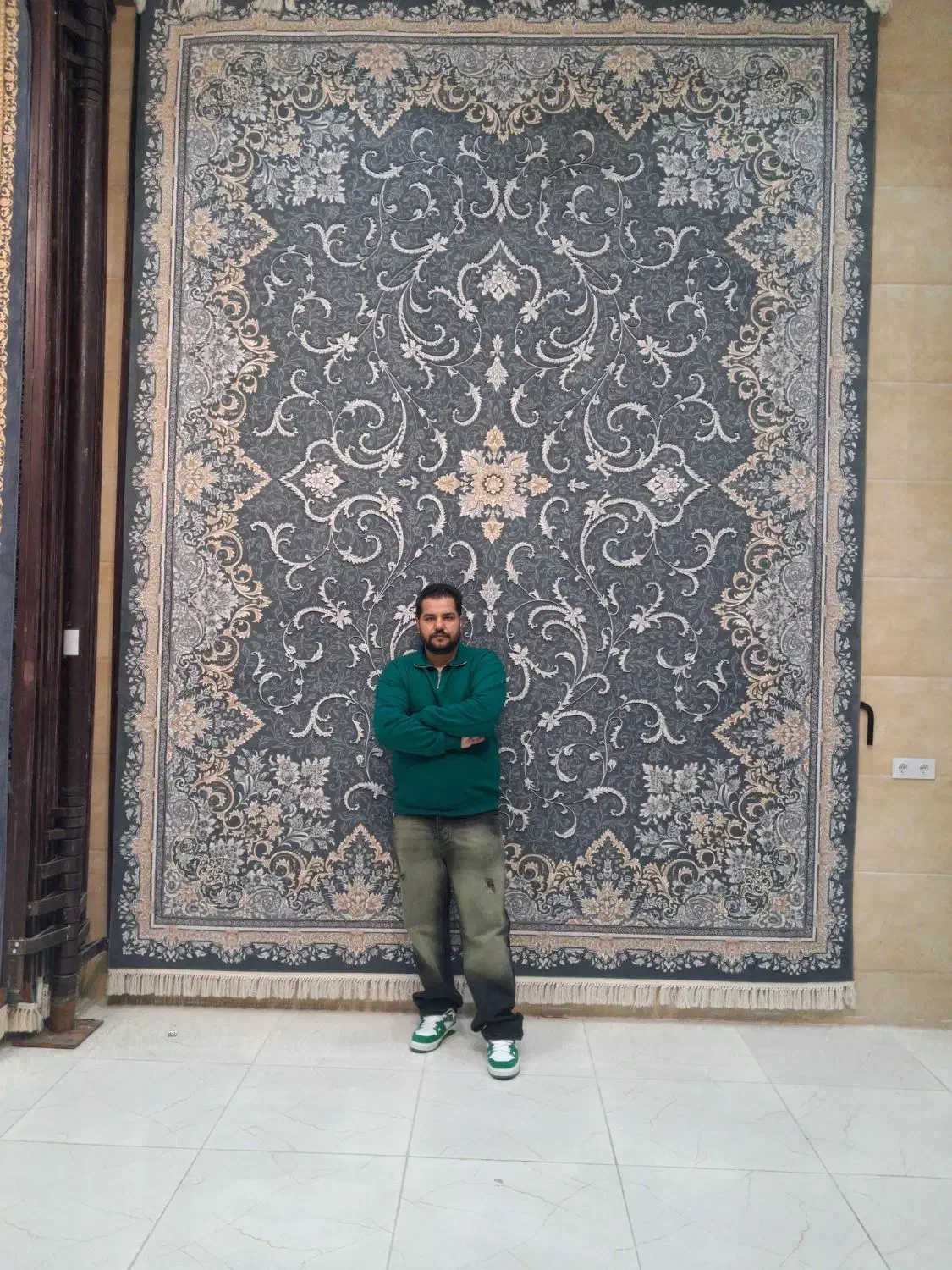 فرش از کل ایران ارزانتر بیش از۳۰۰۰هزار تخته با ۵۹٪|فرش|شیراز, قلات|دیوار