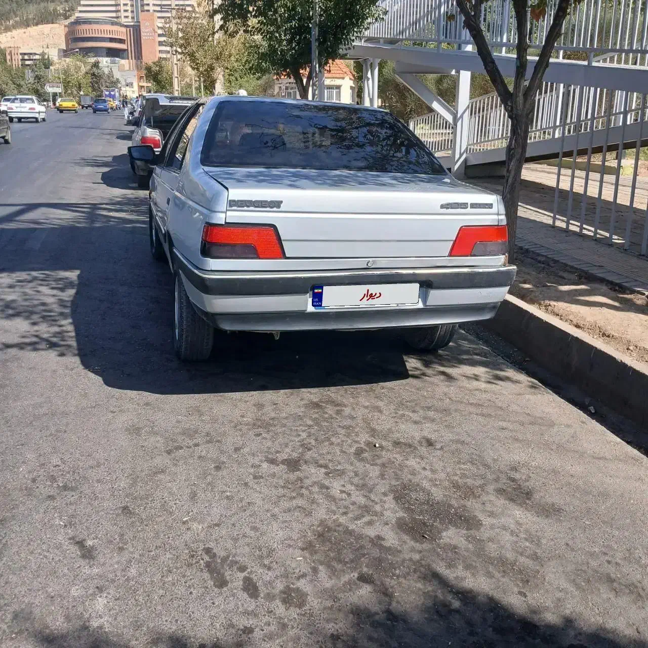 پژو 405 جی ال ایکس (GLX)، مدل ۱۳۹۲|خودرو سواری و وانت|شیراز, هفت تنان|دیوار