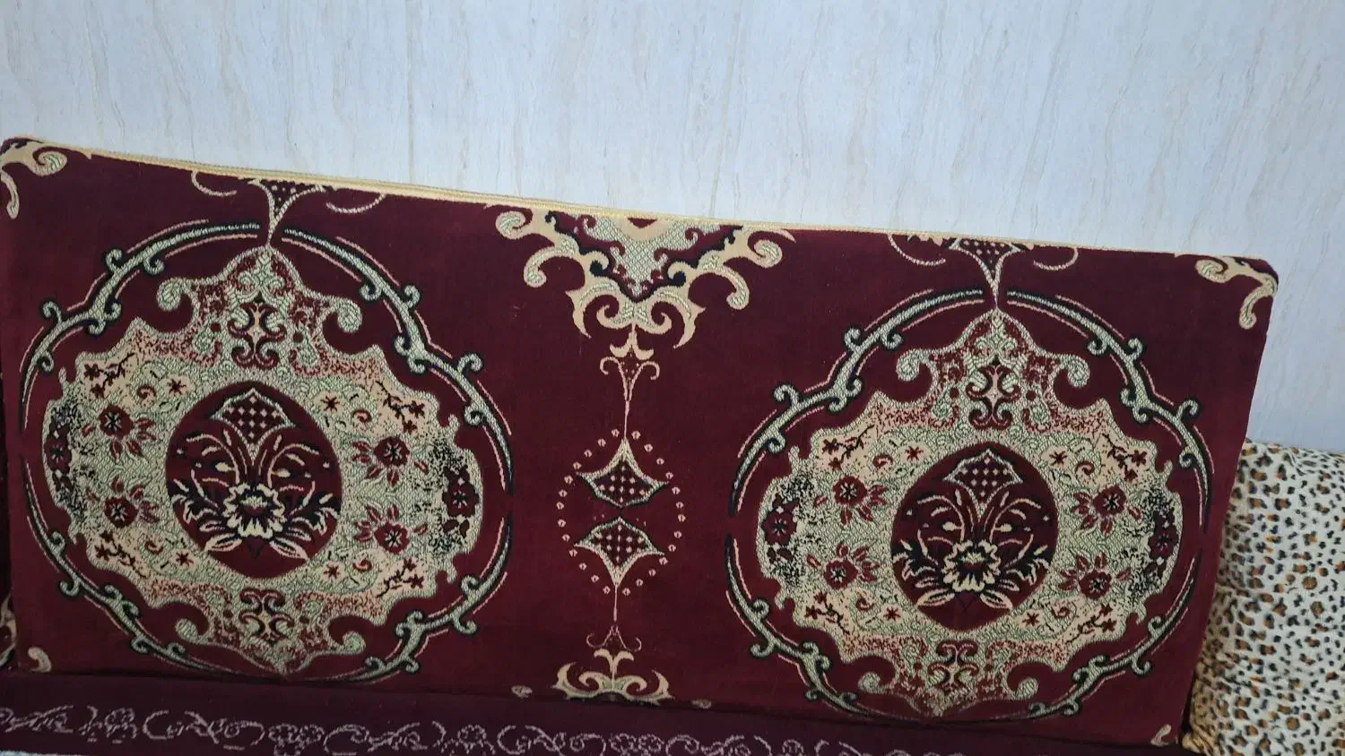 پشتی|پشتی|گرگان, |دیوار