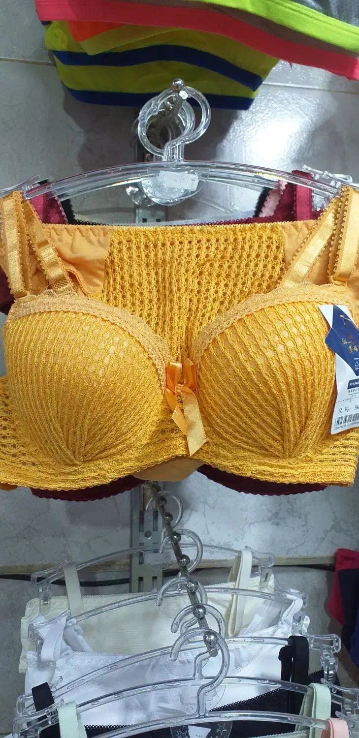 لباس خواب۱۹۰|لباس|کاشان, میانچال|دیوار