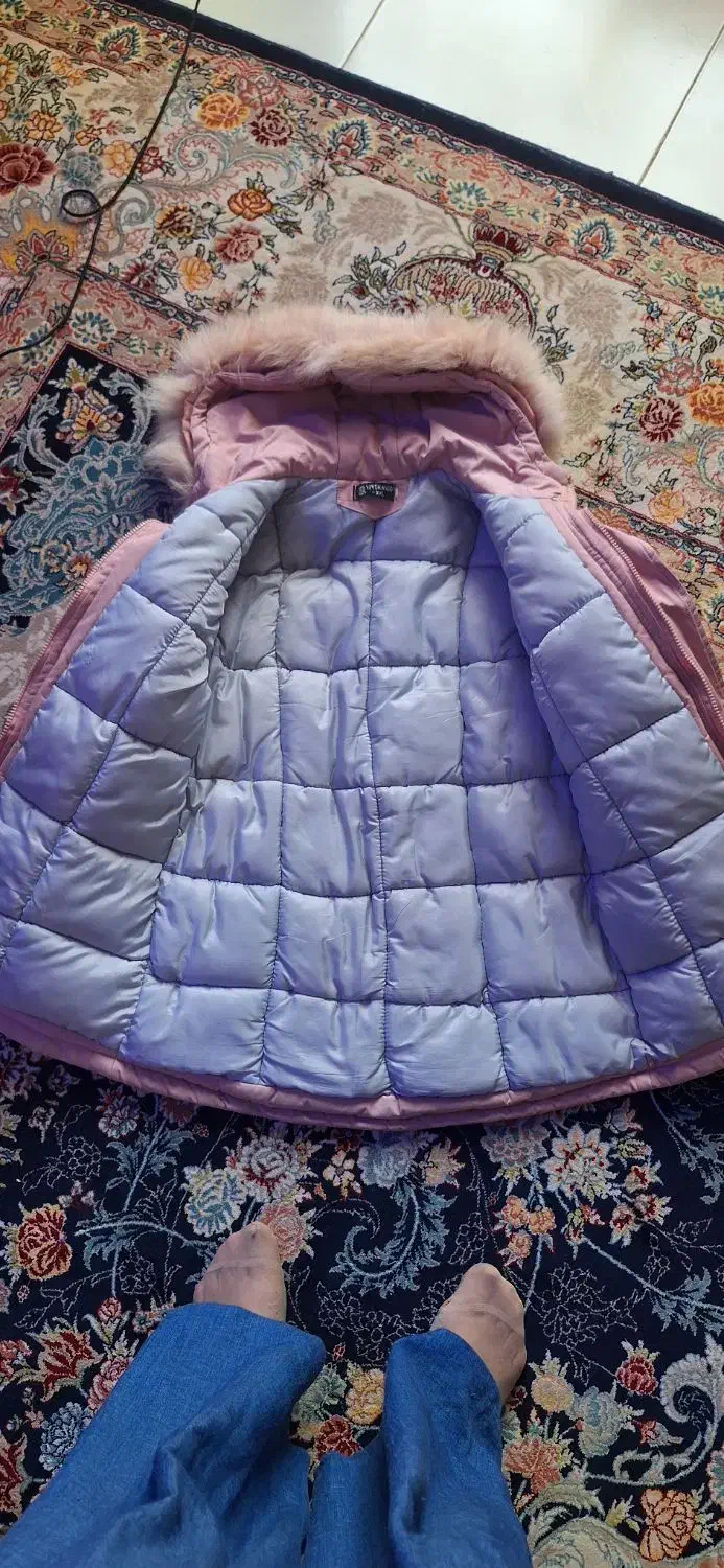 کاپشن دخترانه|کفش و لباس بچه|اندیشه, اندیشه فاز ۲|دیوار