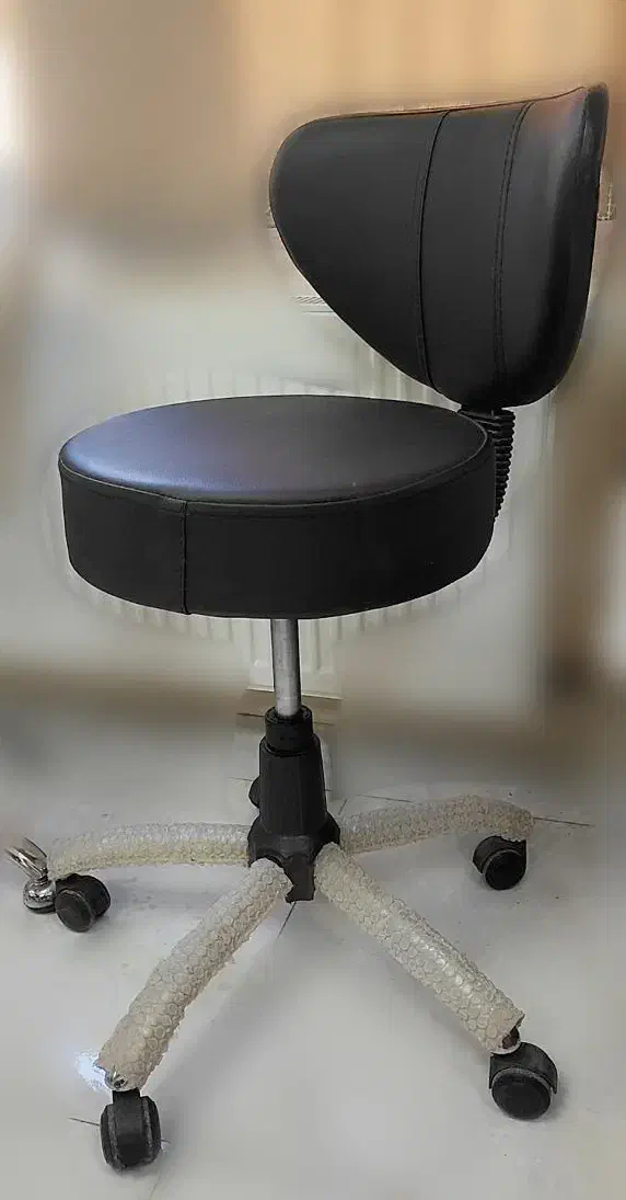 فروش صندلی و پاف آینه|صندلی و نیمکت|خرمآباد, |دیوار